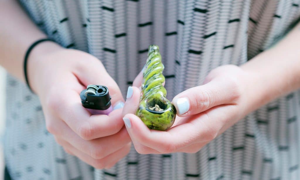 Due to the best pipe on the market, you can enjoy a comfortable and soothing experience