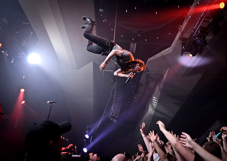 Let Your Imagination Soar with an Amazing Performance from Imagine dragons!